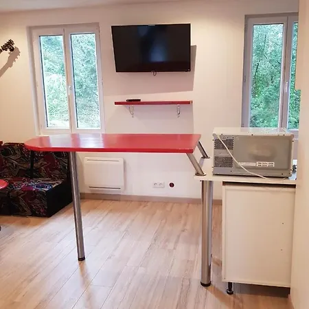 Tres Joli: Garden View With Private Parking Apartment Annesse-et-Beaulieu